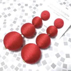 【1番人気！】レッド♡ボンボンピアス